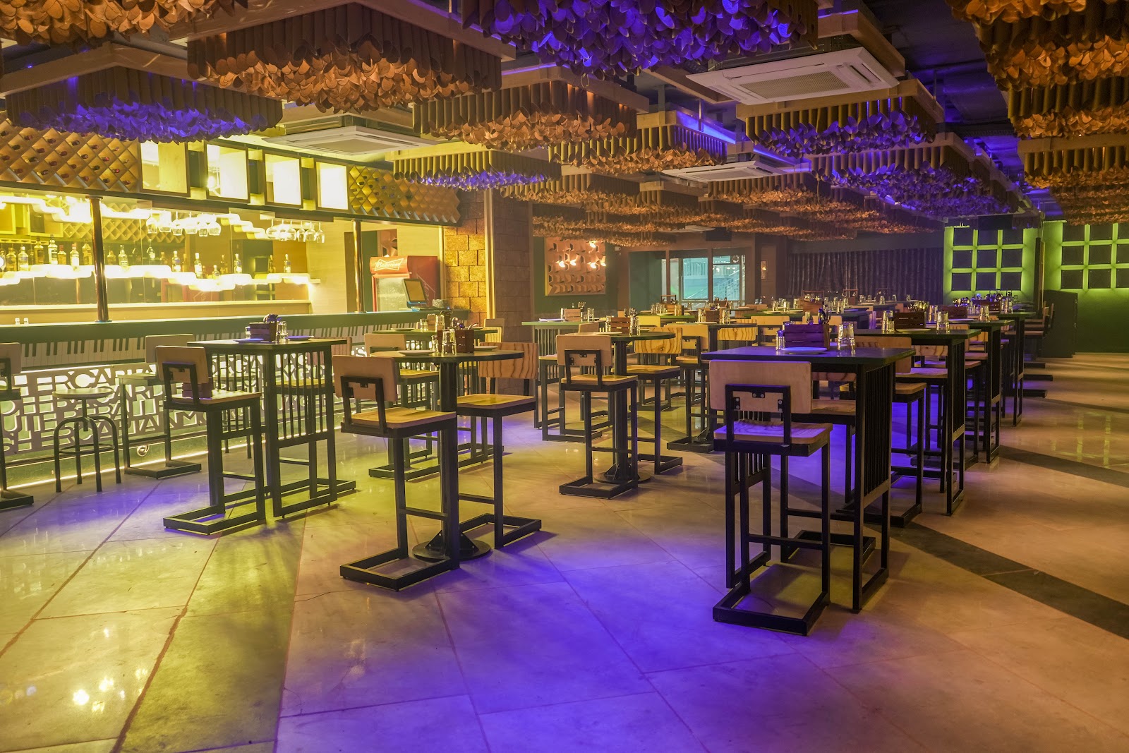Pause - Lounge Bar & NightClub — Pub/Bar in Hyderabad (on-site parking, in-house decoration, DJ permitted, bar service available)