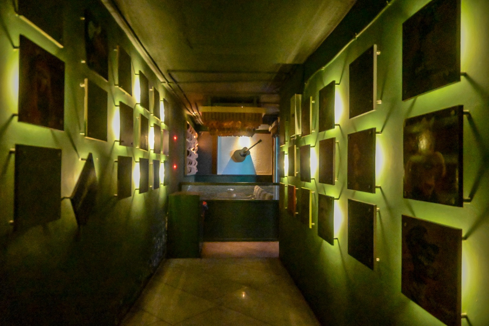 Pause - Lounge Bar & NightClub — Pub/Bar in Hi Tech City, Hyderabad (on-site parking, in-house decoration, DJ permitted, bar service available) — photo 3