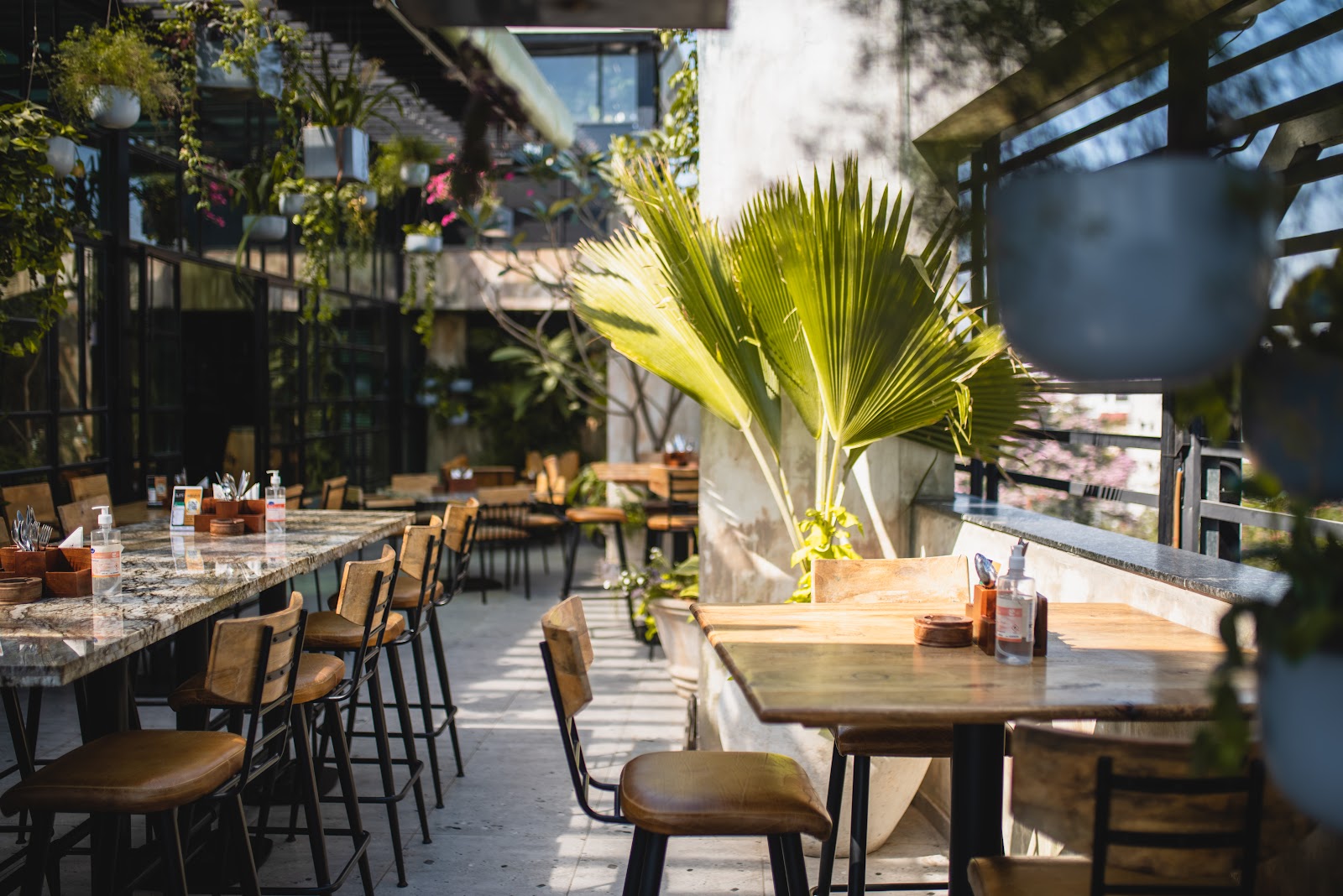 Quad Bar & Kitchen — Pub/Bar in Jubilee Hills, Hyderabad (on-site parking, in-house decoration, DJ permitted, bar service available)