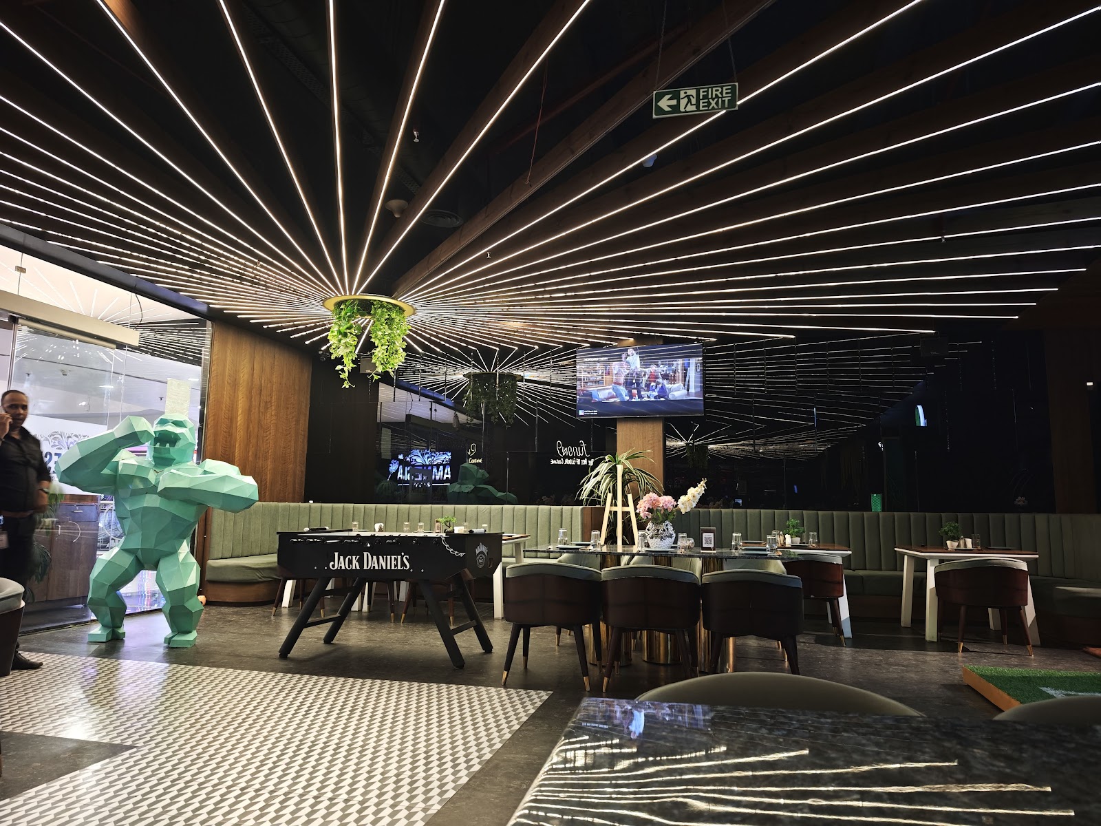 Amnesia Sky Bar — Pub/Bar in Madhapur, Hyderabad (on-site parking, in-house decoration, DJ permitted, bar service available) — photo 2