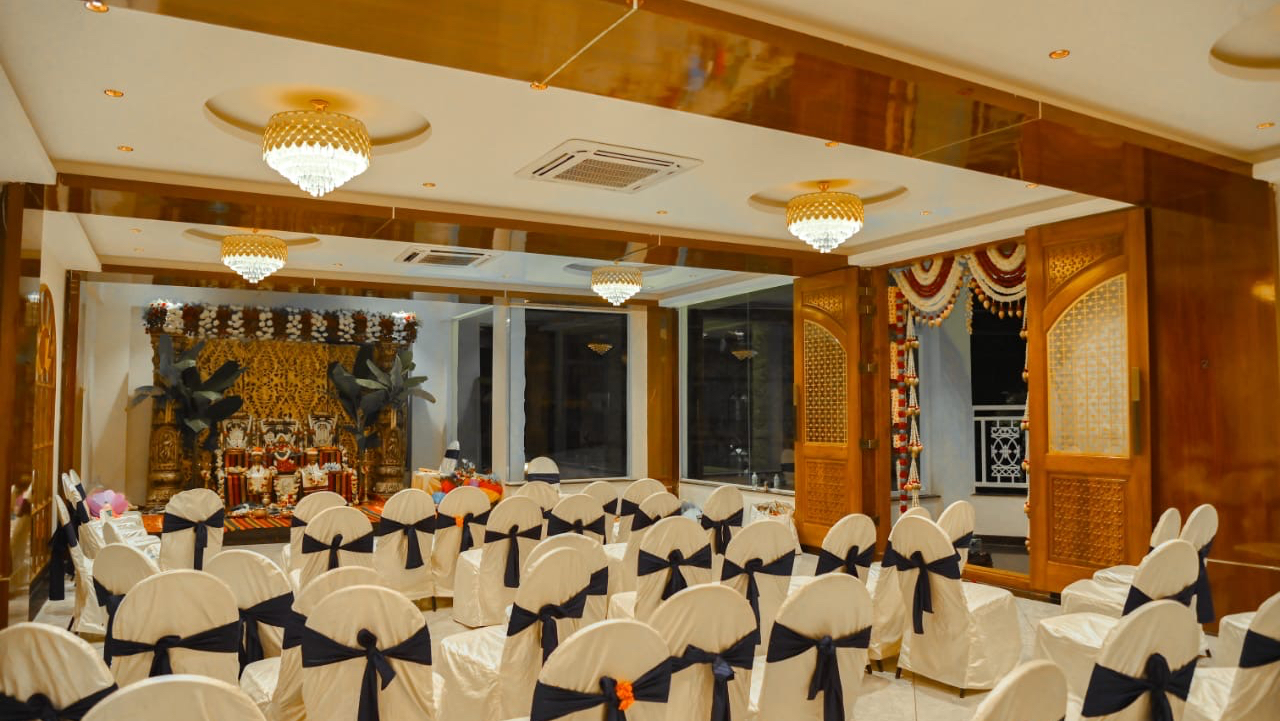 Mbh Royal White Party Hall — Banquet Hall in Bangalore (on-site parking, in-house decoration, outside catering allowed, bar service available)