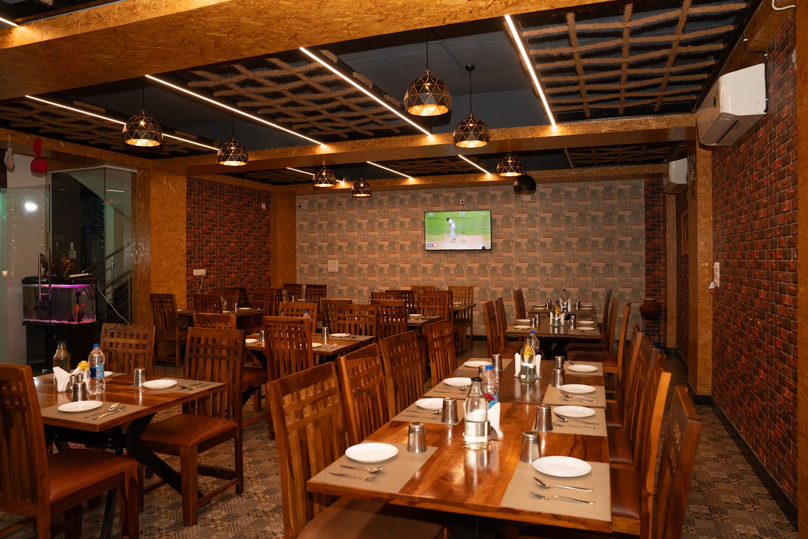 Mbh Royal White Party Hall — Banquet Hall in Uttarahalli, Bangalore (on-site parking, in-house decoration, outside catering allowed, bar service available) — photo 3