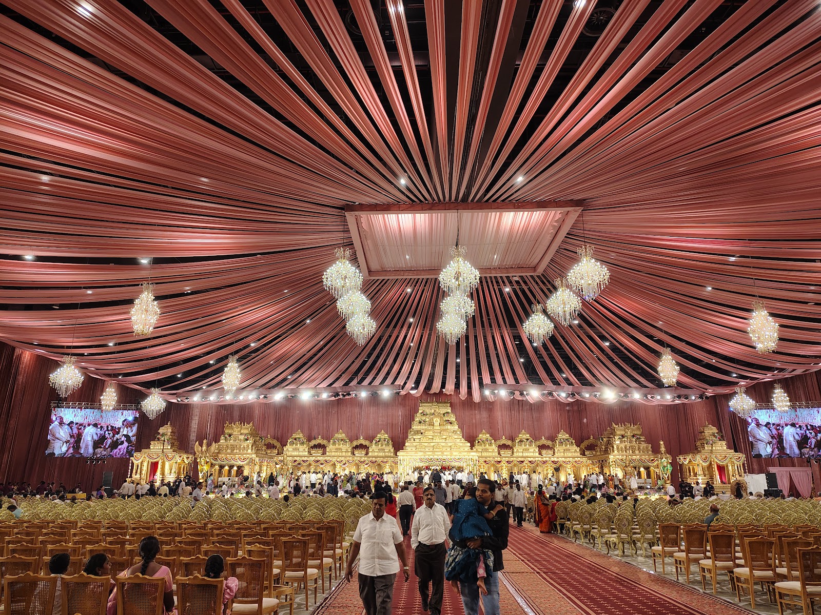 Hitex Exhibition Centre — Banquet Hall in Hyderabad (on-site parking, in-house decoration, bar service available, 4.1★ rated)