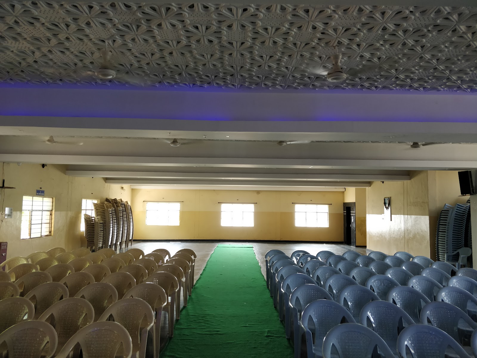 Adi Velama Bhavan Function Hall — Banquet Hall in Hyderabad (on-site parking, in-house decoration, DJ permitted, bar service available)
