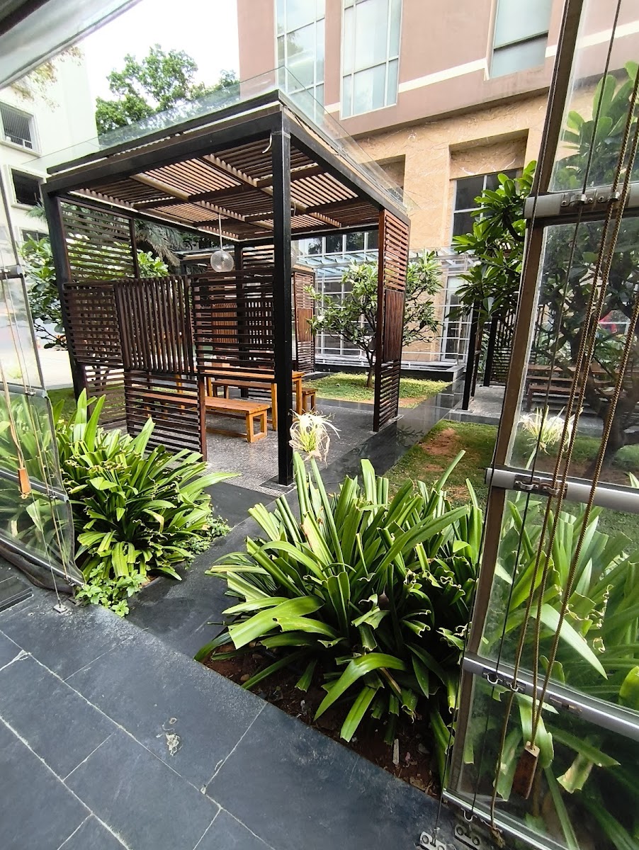 Lush — Banquet Hall in Gandhi Nagar, Bangalore (on-site parking, in-house decoration, DJ permitted, bar service available) — photo 4