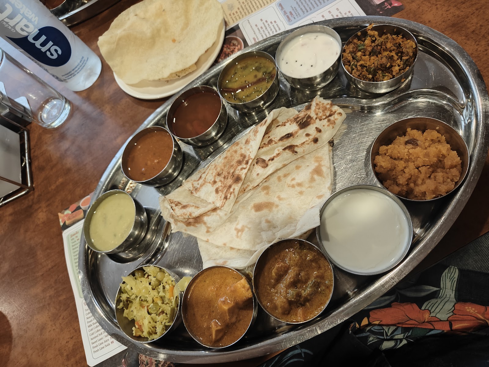 Taj Mahal Hotel · Narayanaguda — Banquet Hall in Narayanaguda, Hyderabad (on-site parking, in-house decoration, outside catering allowed, bar service available) — photo 3