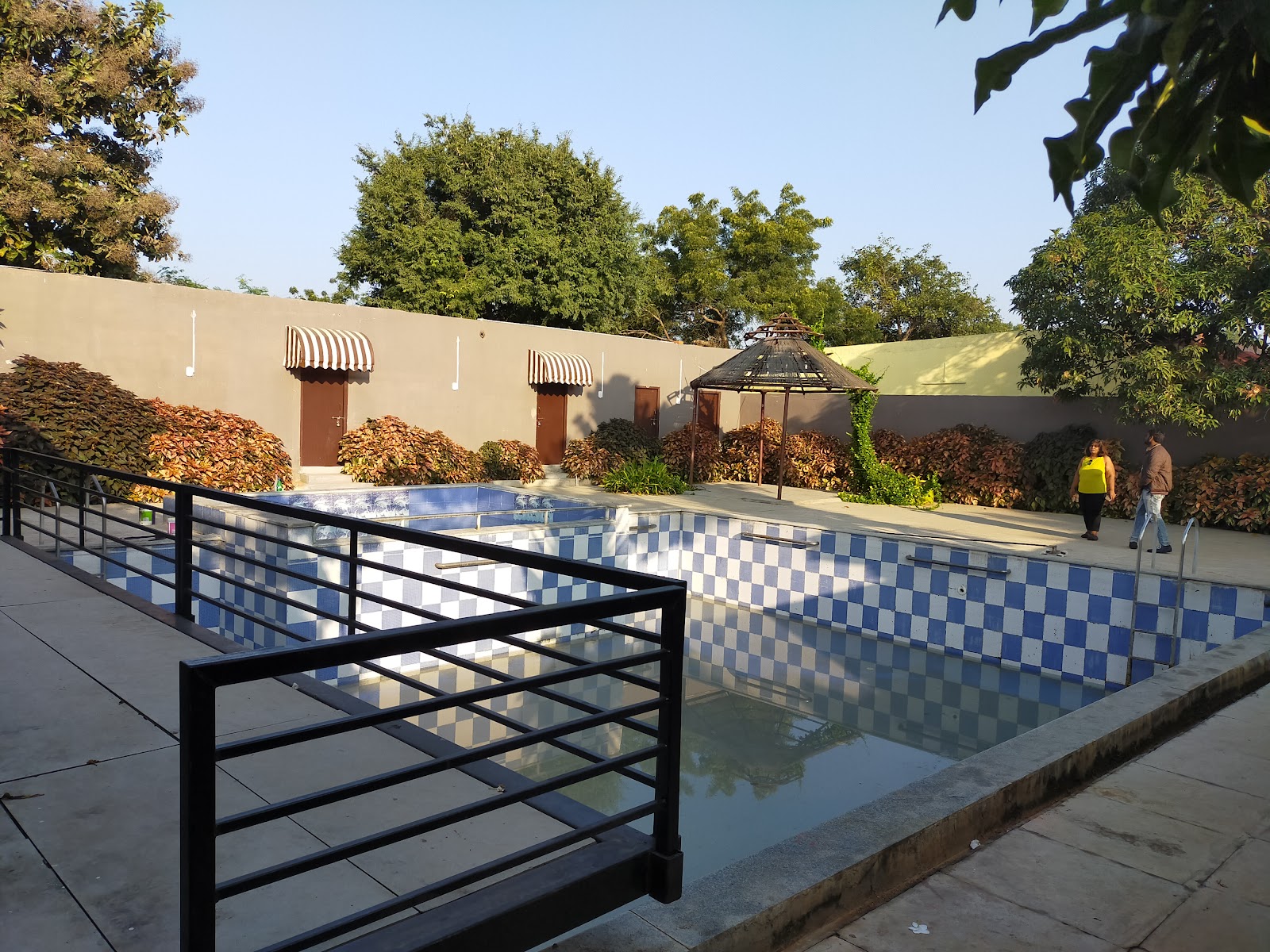 D Lake View Resort — Resort in Aziz Nagar, Hyderabad (on-site parking, in-house decoration, bar service available, 200–300 guest capacity) — photo 2