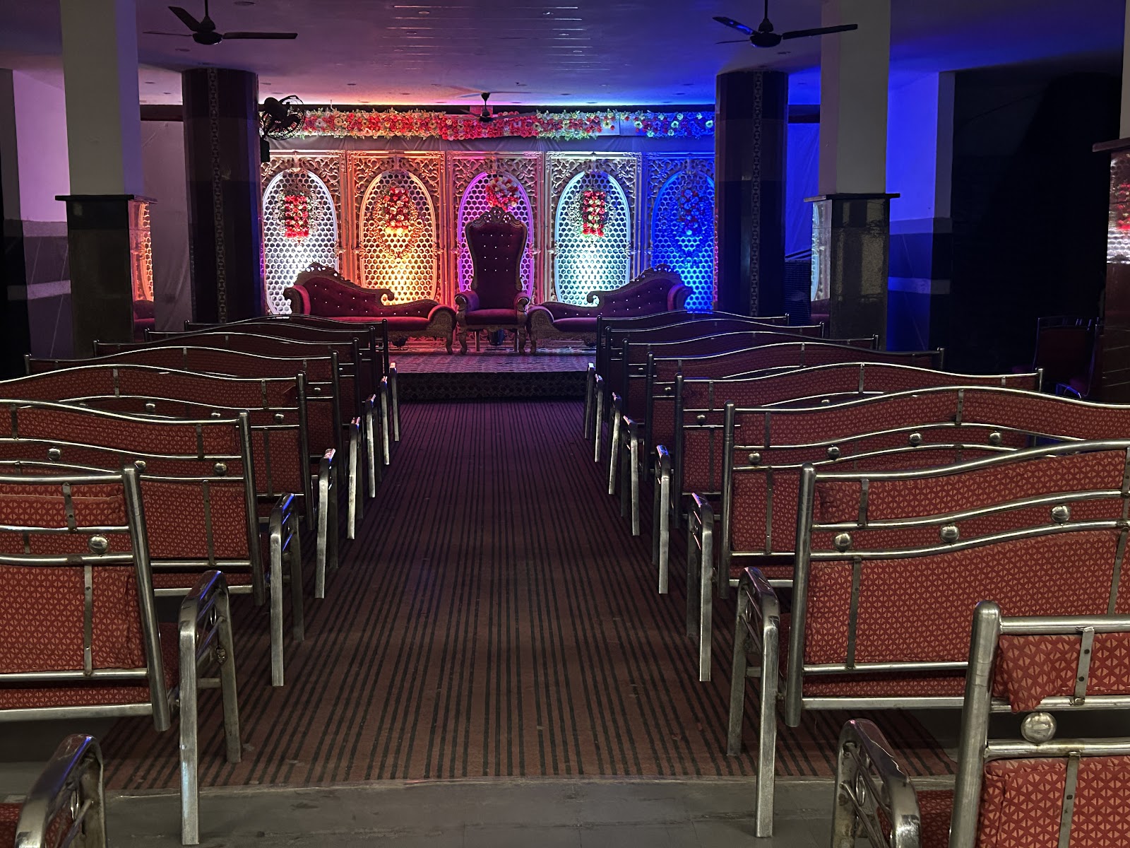 Akbar Function Plaza — Banquet Hall in Moghalpura, Hyderabad (on-site parking, in-house decoration, DJ permitted, bar service available) — photo 3