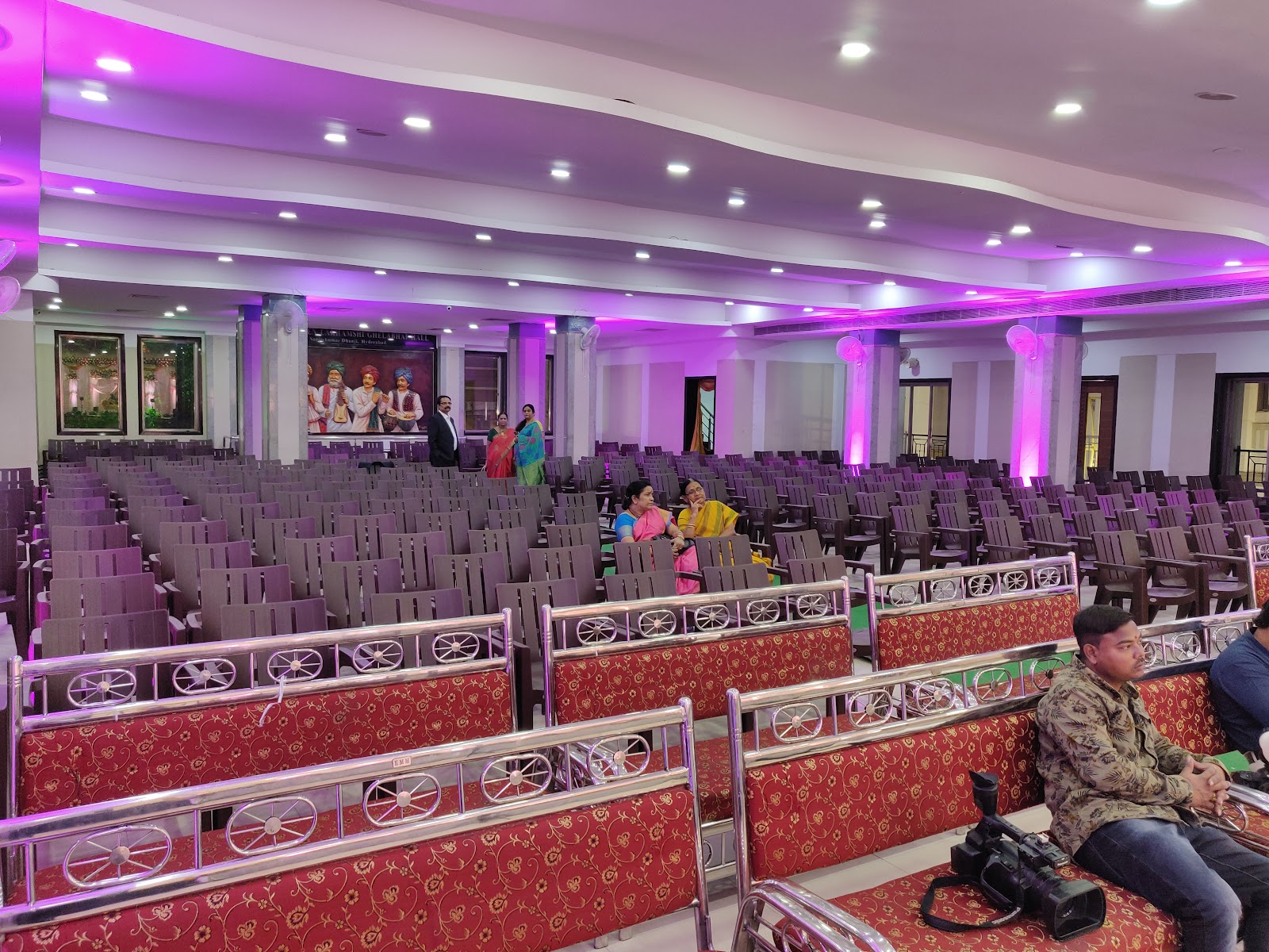 Shri Kutchhi Mitra Mandal — Banquet Hall in Koti, Hyderabad (on-site parking, in-house decoration, DJ permitted, bar service available) — photo 3