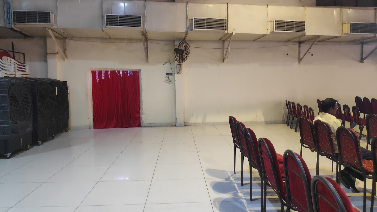 Shalimar Garden Function Hall — Banquet Hall in Koti, Hyderabad (on-site parking, in-house decoration, DJ permitted, bar service available) — photo 4