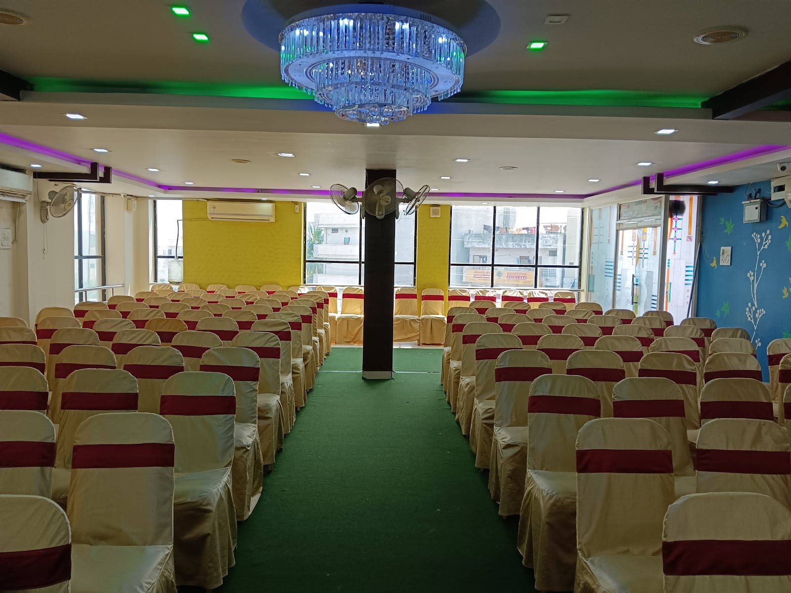 Glr Function Hall — Banquet Hall in Hyderabad (on-site parking, in-house decoration, bar service available, 200–300 guest capacity)