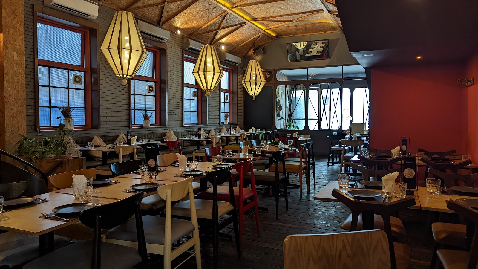 Toast & Tonic — Banquet Hall in Ashok Nagar, Bangalore (on-site parking, in-house decoration, DJ permitted, bar service available)