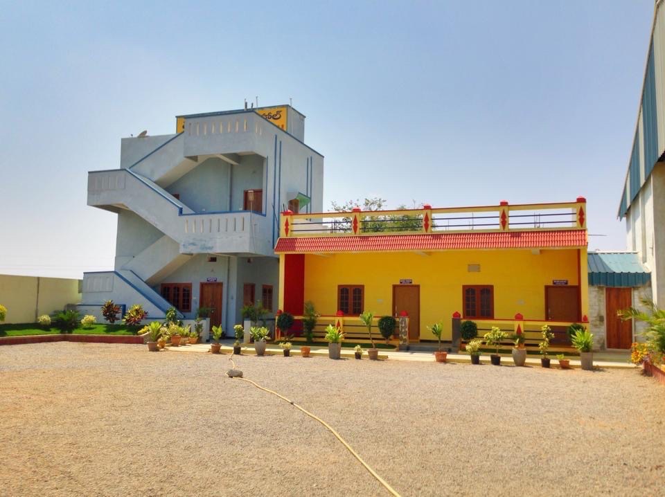 Vedika The Function Hall — Banquet Hall in Suraram, Hyderabad (on-site parking, in-house decoration, DJ permitted, bar service available) — photo 4