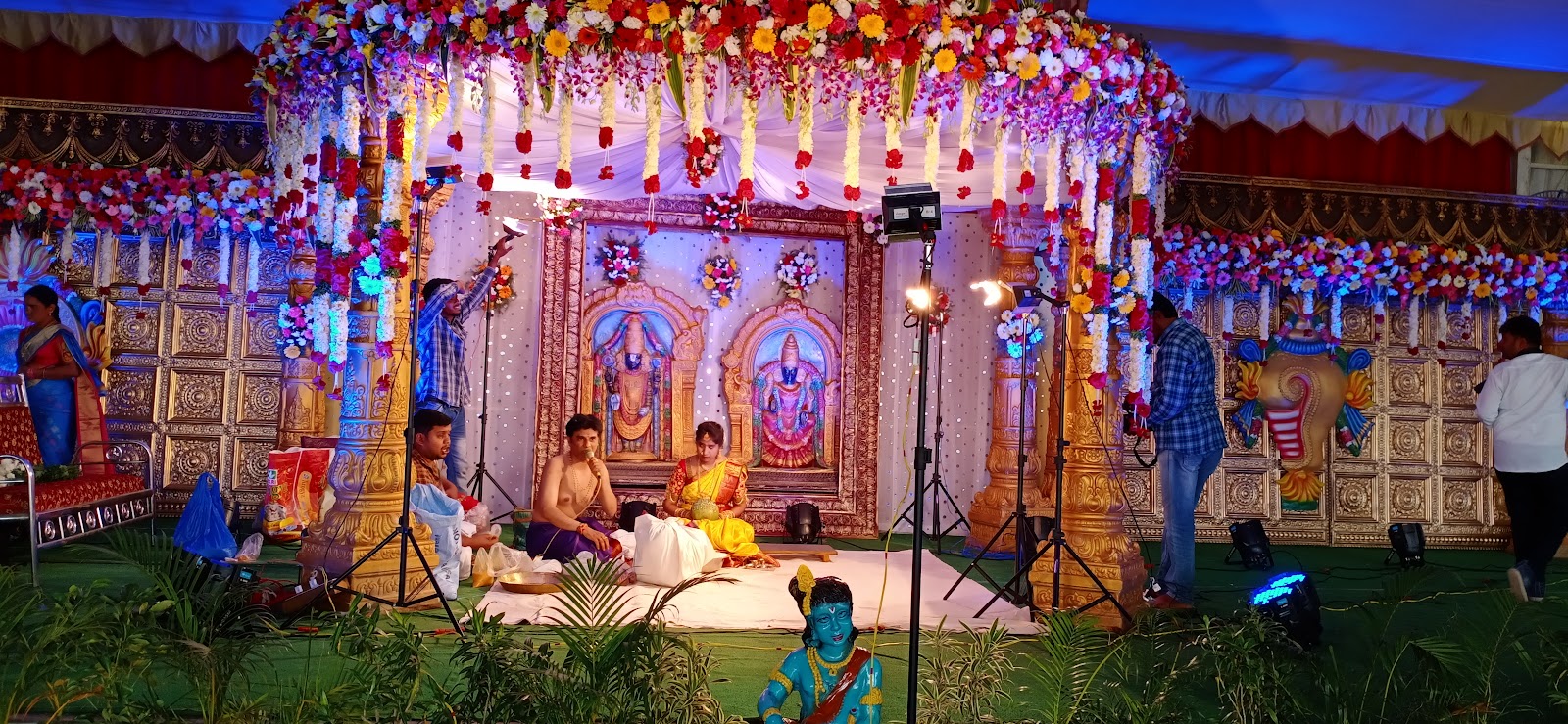 Vnr Garden — Banquet Hall in Manneguda, Hyderabad (on-site parking, in-house decoration, DJ permitted, bar service available) — photo 2