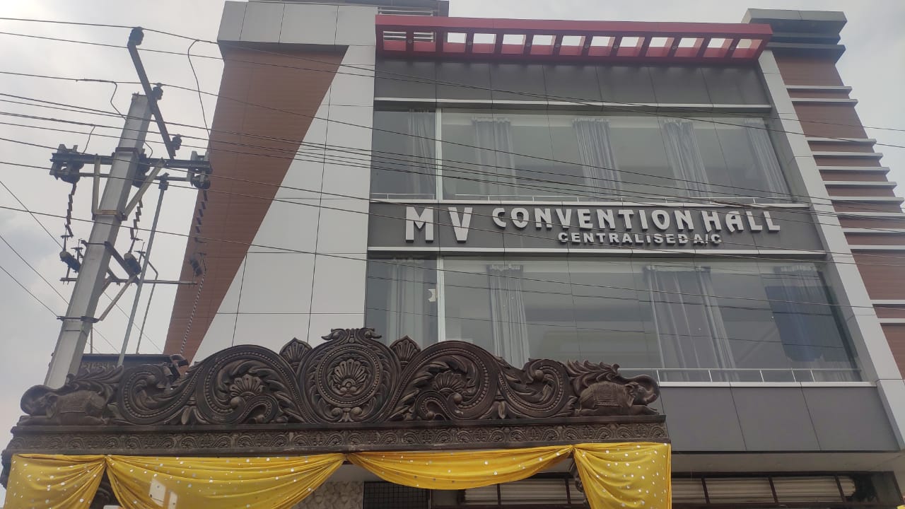 Mv Convention Hall — Banquet Hall in Manneguda, Hyderabad (on-site parking, in-house decoration, DJ permitted, bar service available) — photo 2