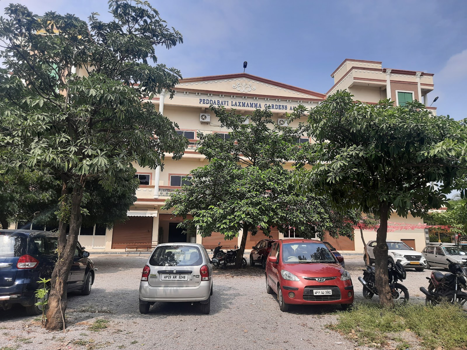 Peddabavi Laxmamma Gardens(a/c) — Banquet Hall in Balapur, Hyderabad (on-site parking, in-house decoration, DJ permitted, bar service available) — photo 3