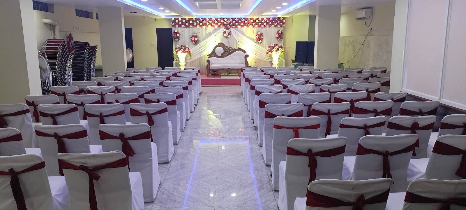 Hotel Harshitha Grand — Banquet Hall in Bongloor, Hyderabad (on-site parking, in-house decoration, outside catering allowed, bar service available) — photo 2