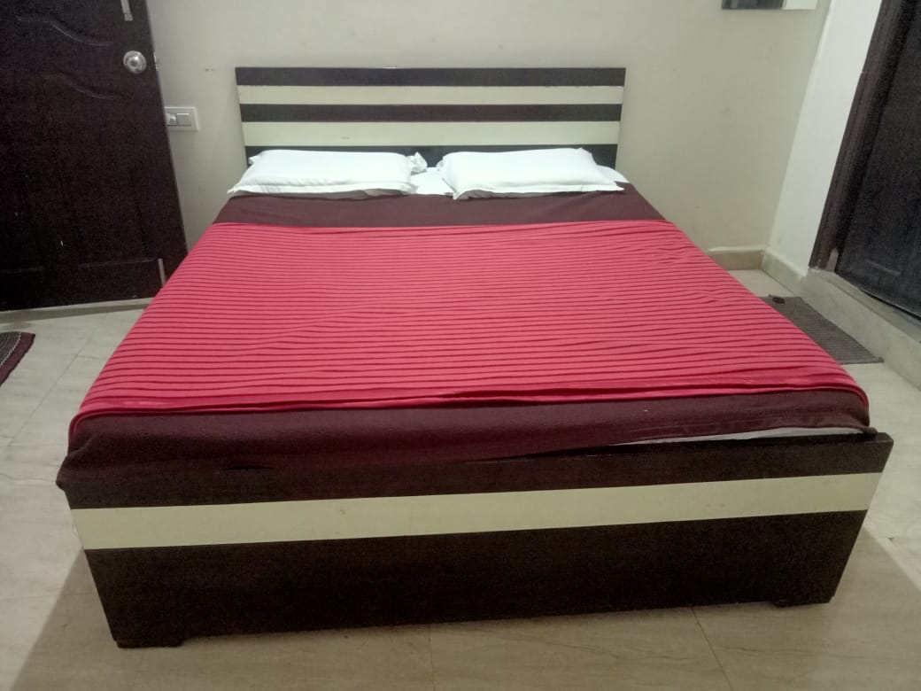 Hotel Harshitha Grand — Banquet Hall in Bongloor, Hyderabad (on-site parking, in-house decoration, outside catering allowed, bar service available) — photo 4
