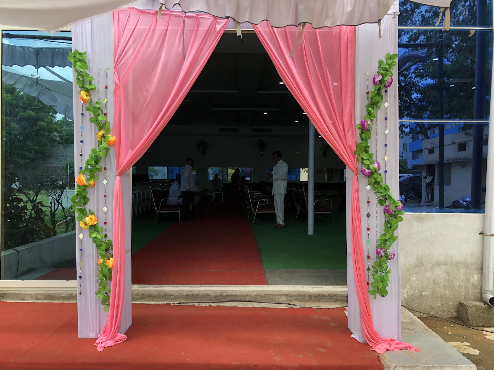 Y.linga Reddy Gardens — Banquet Hall in Ramanthapur, Hyderabad (on-site parking, in-house decoration, DJ permitted, bar service available) — photo 4