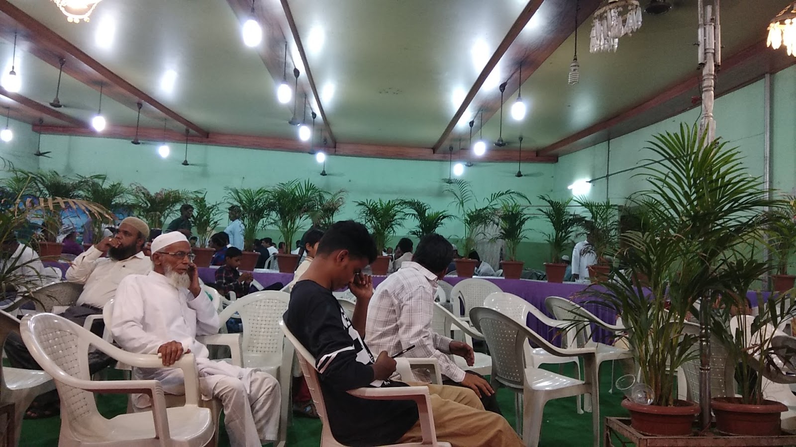 Mahmood Gulshan Function Hall — Banquet Hall in Bahadurpura, Hyderabad (on-site parking, in-house decoration, DJ permitted, bar service available) — photo 2