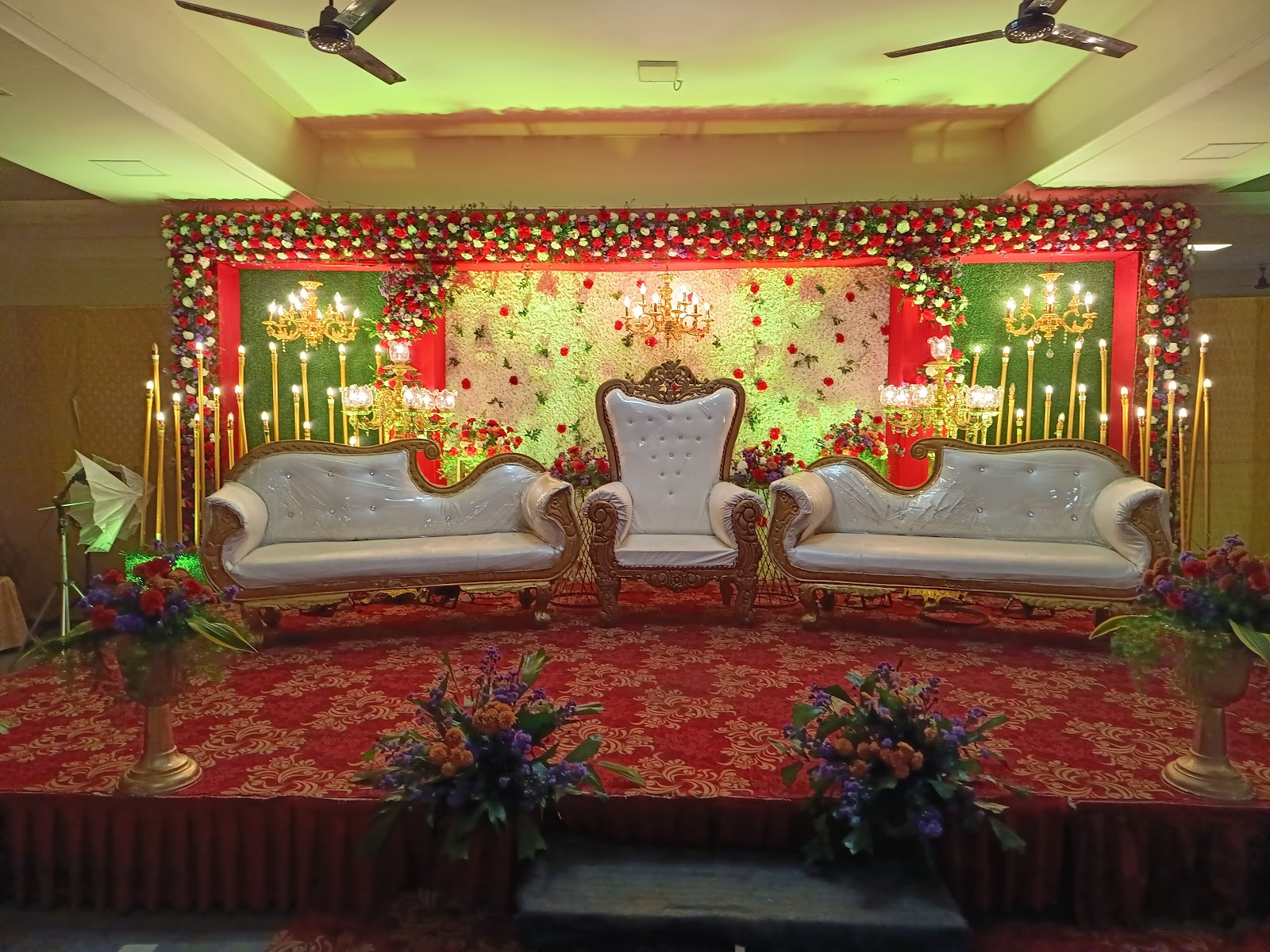 Gulzar Function Hall — Banquet Hall in Hyderabad (on-site parking, in-house decoration, DJ permitted, bar service available)