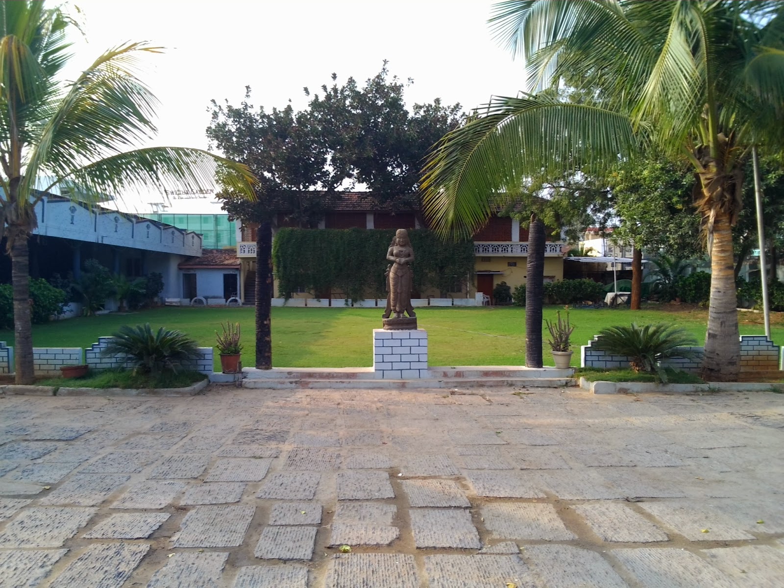 S. N. Reddy Gardens — Banquet Hall in Hyderabad (on-site parking, in-house decoration, DJ permitted, bar service available)