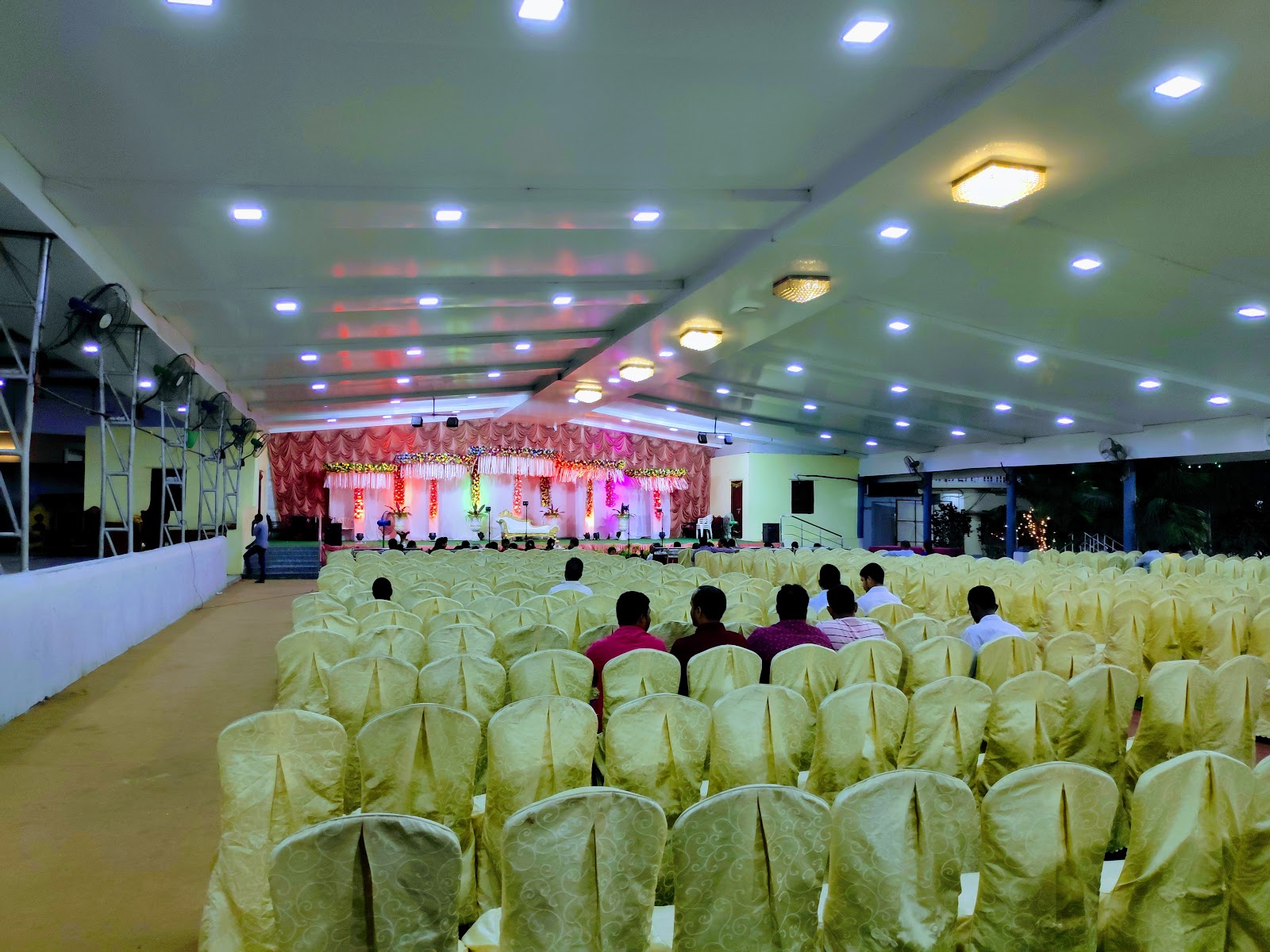 S. N. Reddy Gardens — Banquet Hall in Chanda Nagar, Hyderabad (on-site parking, in-house decoration, DJ permitted, bar service available) — photo 4