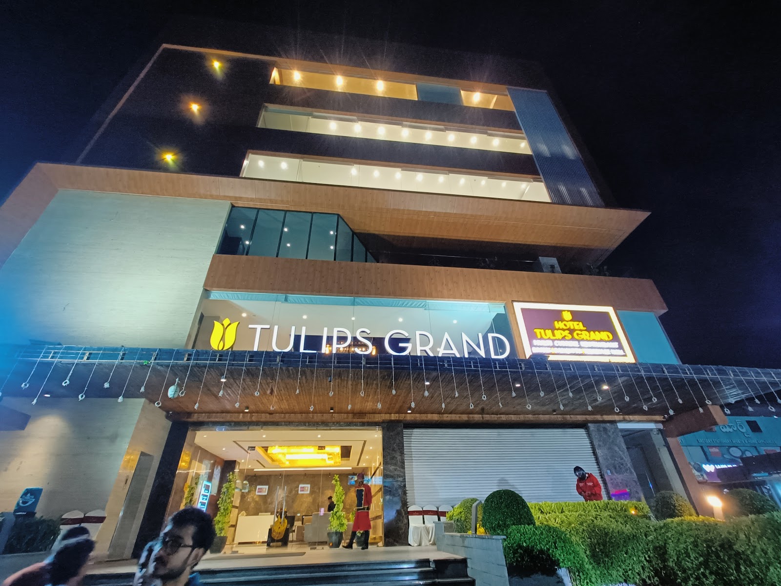 Hotel Tulips Grand · Turkayamjal — Banquet Hall in Turkayamjal, Hyderabad (on-site parking, in-house decoration, outside catering allowed, bar service available) — photo 4