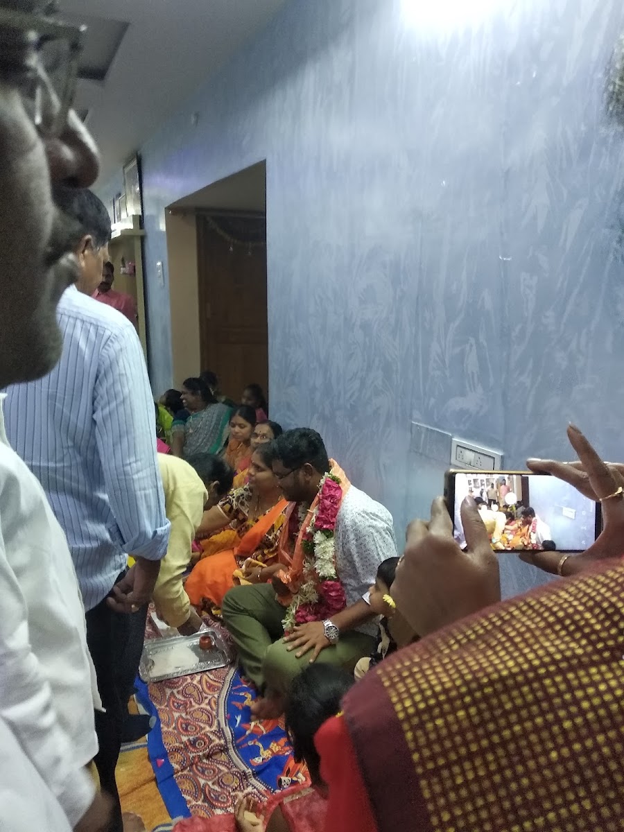 Gowru Ramulamma Mallesha Function Hall — Banquet Hall in Badangpet, Hyderabad (on-site parking, in-house decoration, DJ permitted, bar service available) — photo 4