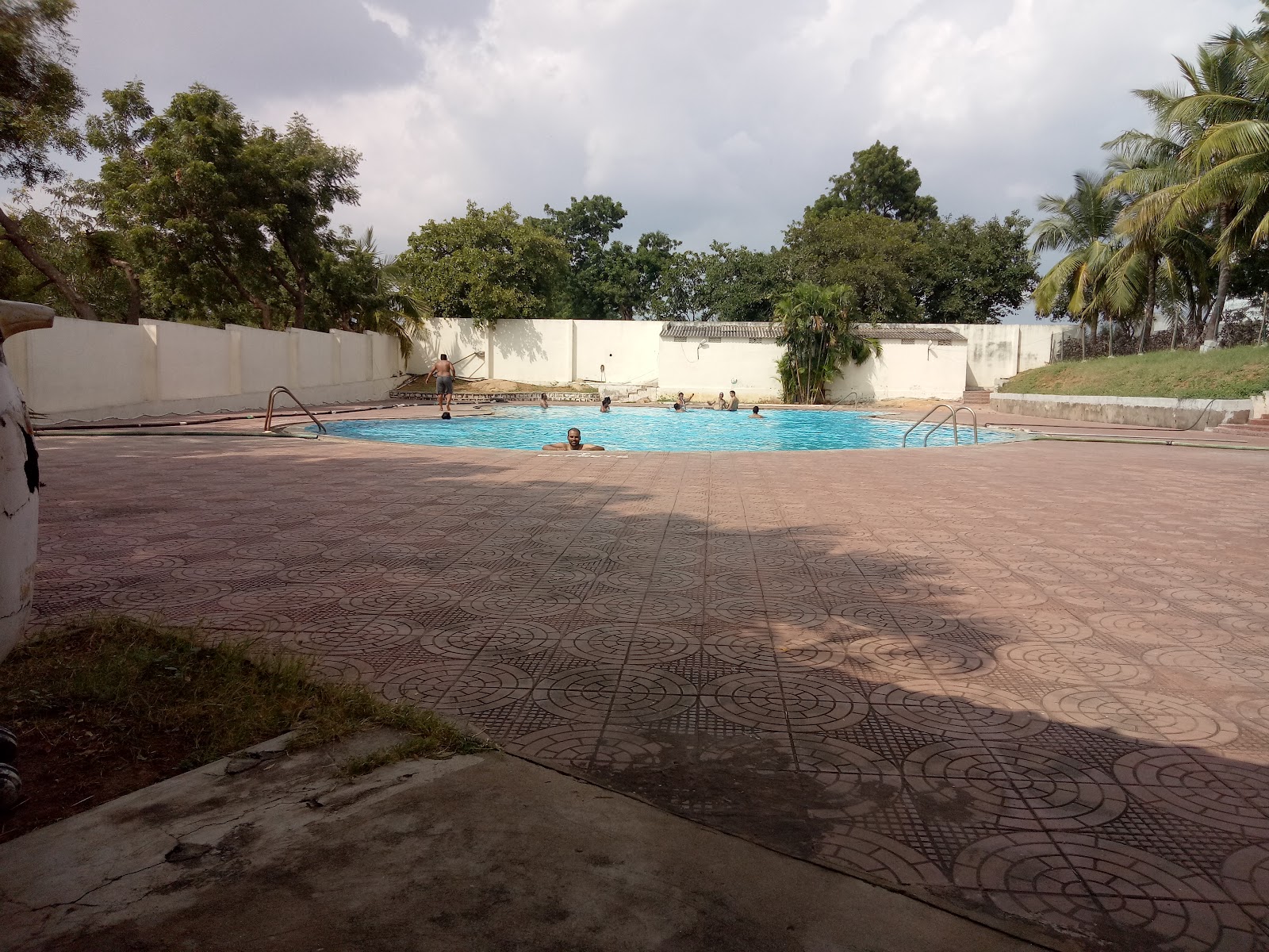 Ragala Resorts — Banquet Hall in Habsiguda, Hyderabad (on-site parking, in-house decoration, bar service available, 600–900 guest capacity) — photo 2
