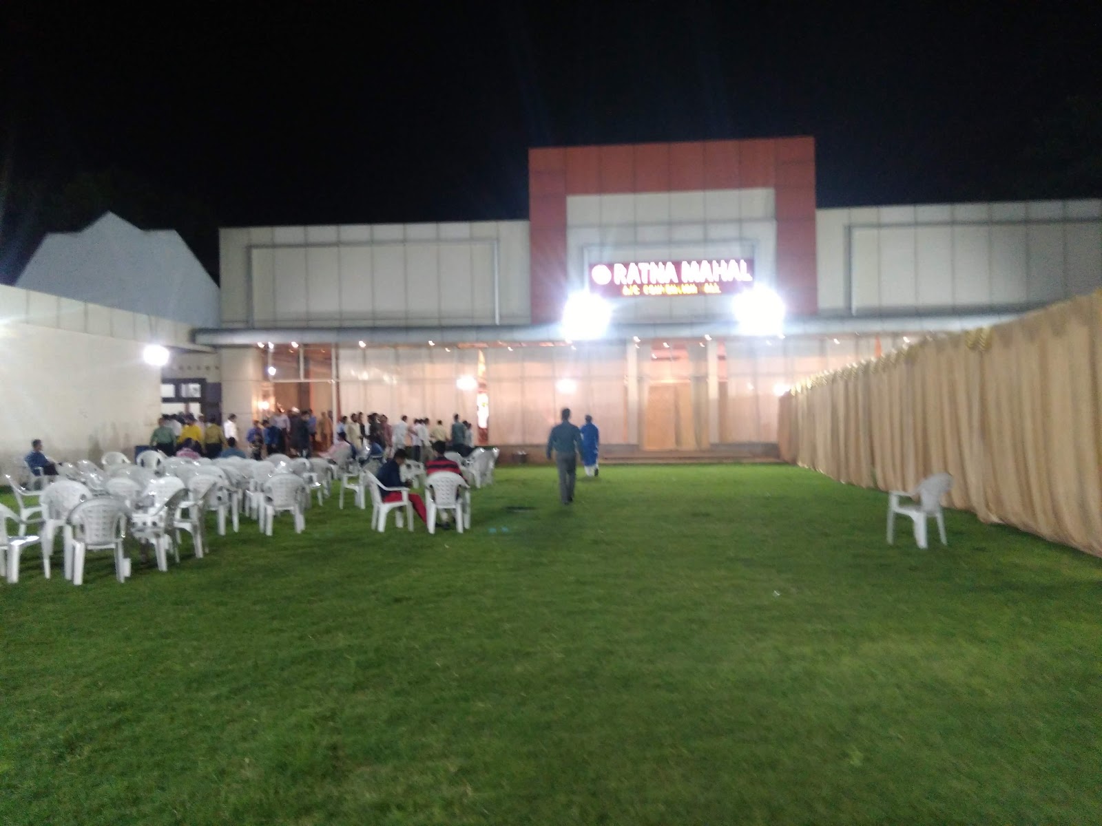 Ratna Mahal Function Hall — Banquet Hall in Gudimalkapur, Hyderabad (on-site parking, in-house decoration, bar service available, 1000–1500 guest capacity) — photo 2