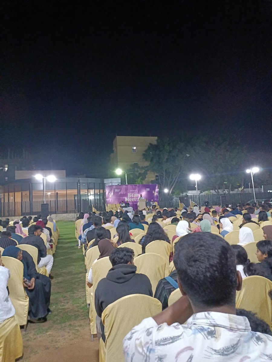 Rose Max Function Hall — Banquet Hall in Hyderabad (on-site parking, in-house decoration, bar service available, 800–1200 guest capacity)