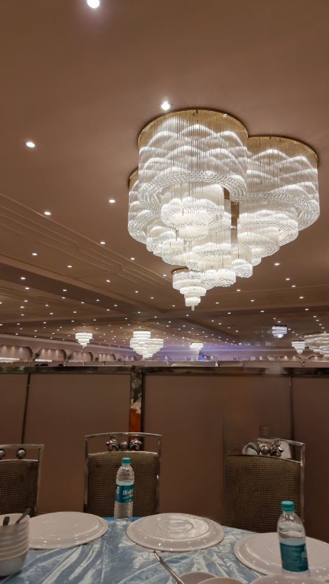 Mahboob Pride Palace — Banquet Hall in Gudimalkapur, Hyderabad (on-site parking, in-house decoration, DJ permitted, bar service available) — photo 4