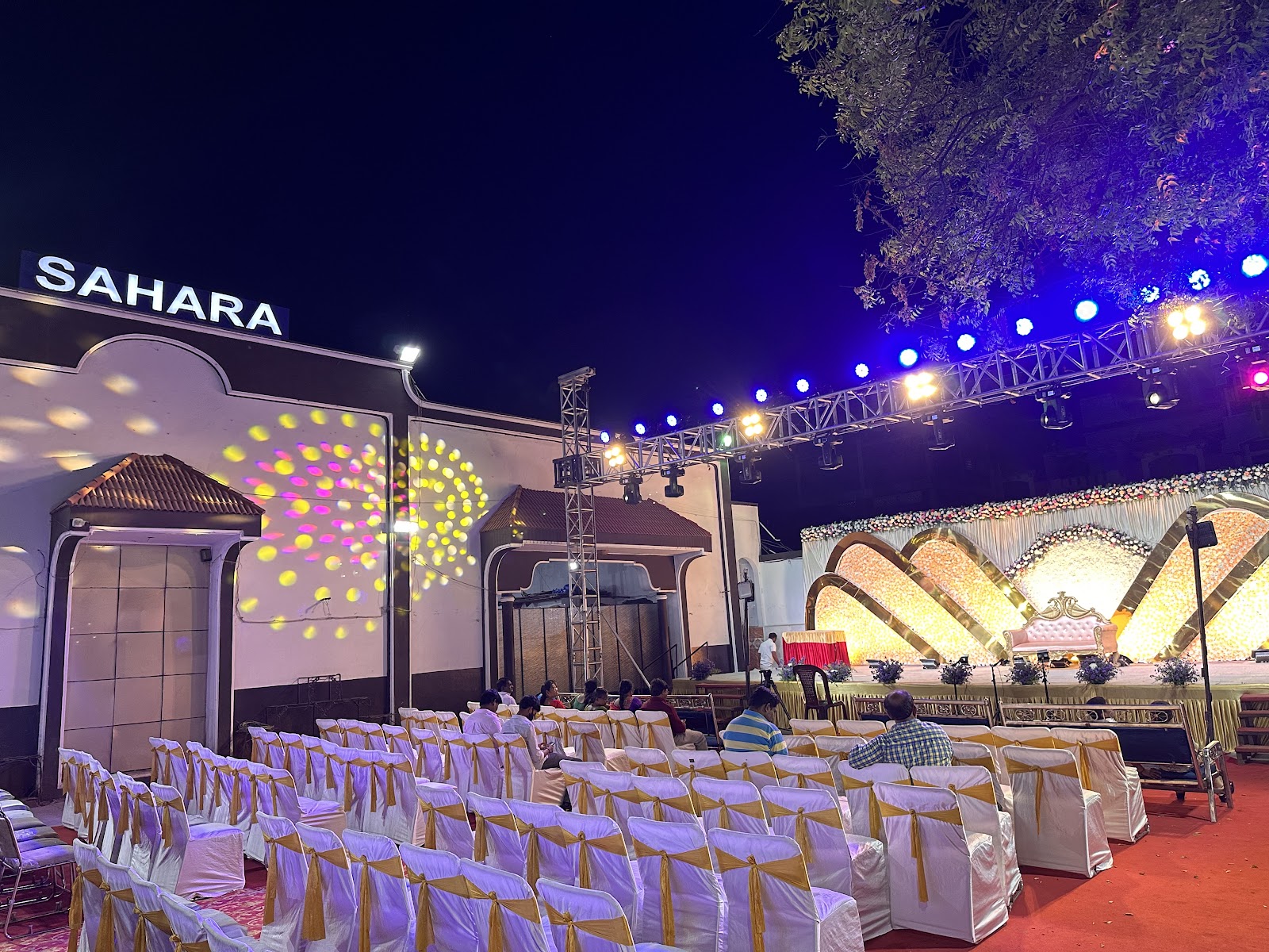 Sahara Function Hall — Banquet Hall in Musheerabad, Hyderabad (on-site parking, in-house decoration, bar service available, 600–1000 guest capacity) — photo 2