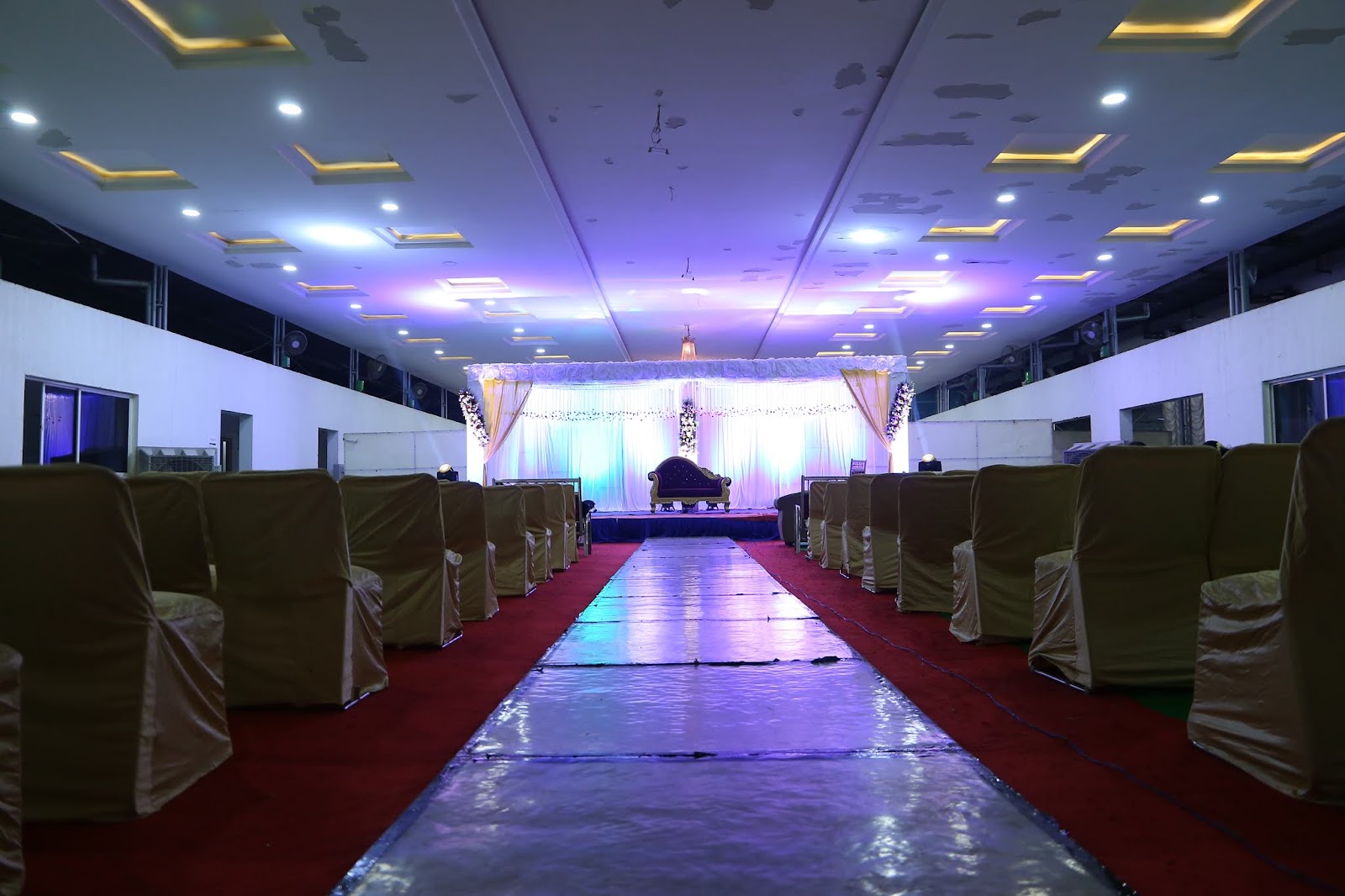 Cvr Gardens — Banquet Hall in Hyderabad (on-site parking, in-house decoration, bar service available, 500–750 guest capacity)
