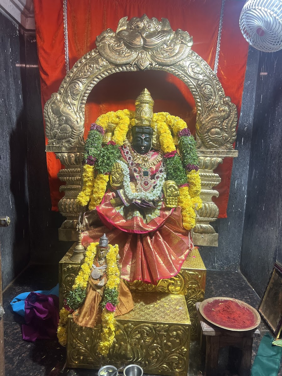 Sri Alamelumanga Sametha Venkateswara Swamy Devalayam And Kalyana Mandapam — Banquet Hall in Hyderabad (on-site parking, in-house decoration, bar service available, 300–450 guest capacity)