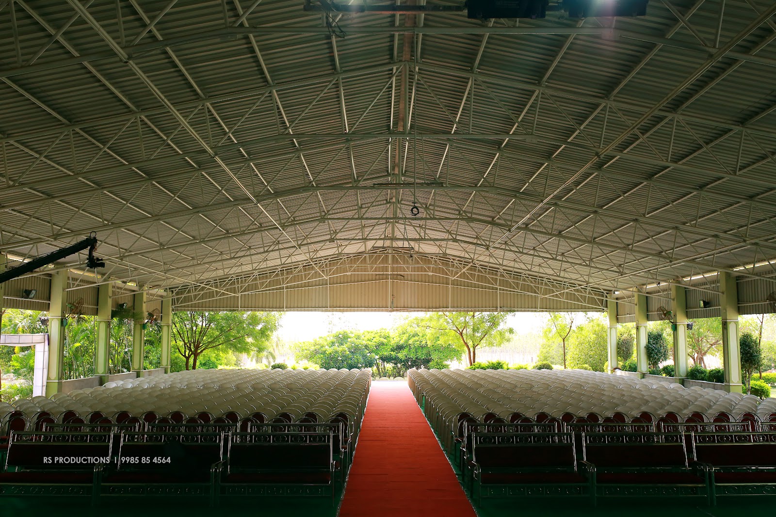 Chr Function Hall — Banquet Hall in Hyderabad (on-site parking, in-house decoration, bar service available, 1000–1500 guest capacity)