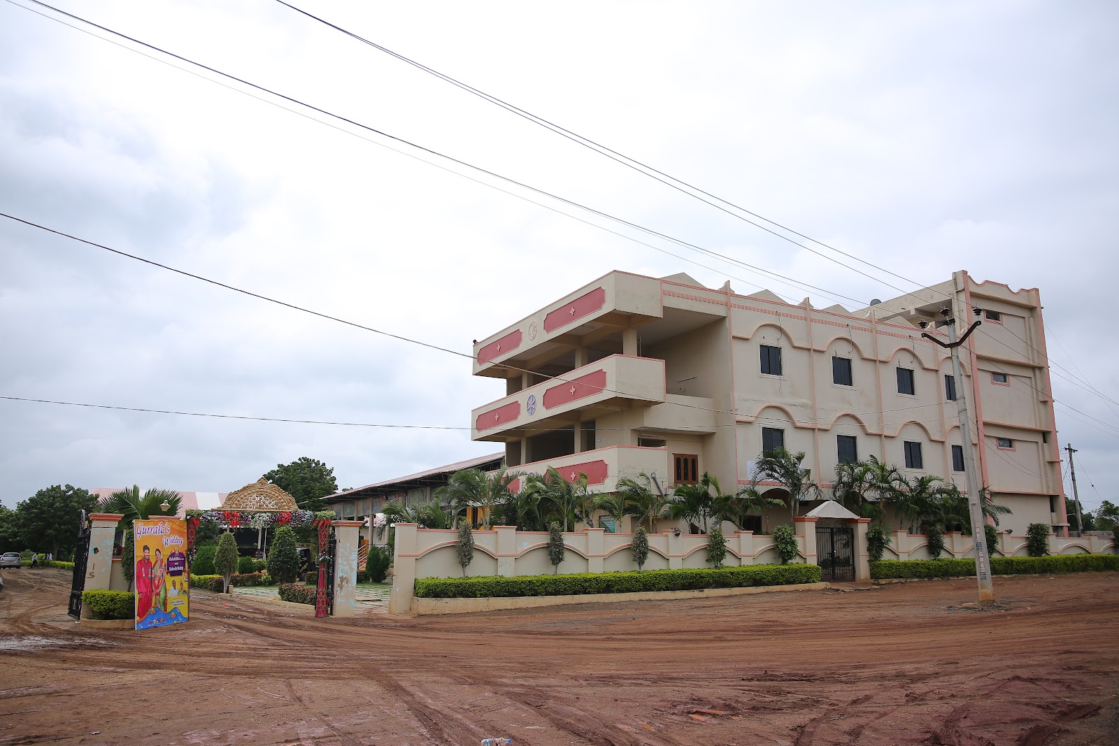 Sri Venkateshwara Garden — Banquet Hall in Chevella, Hyderabad (on-site parking, in-house decoration, DJ permitted, bar service available) — photo 2