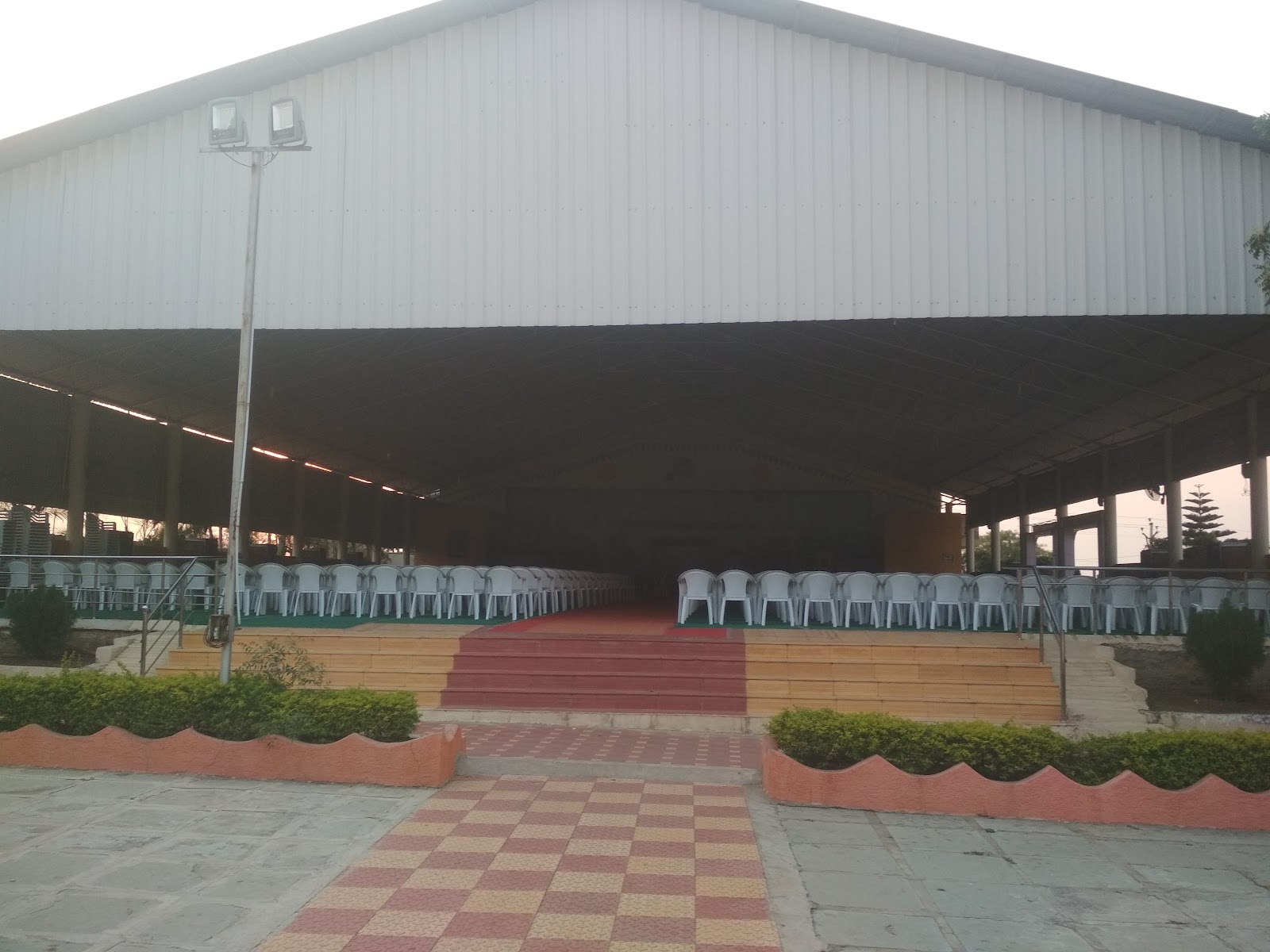 Sri Venkateshwara Garden — Banquet Hall in Chevella, Hyderabad (on-site parking, in-house decoration, DJ permitted, bar service available) — photo 3