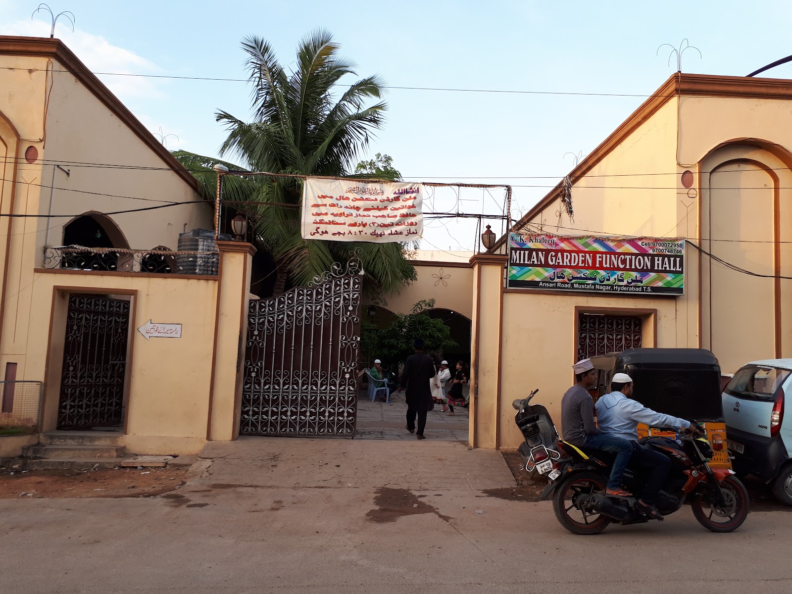 Milan Garden Function Hall · Nawab Saheb Kunta — Banquet Hall in Nawab Saheb Kunta, Hyderabad (on-site parking, in-house decoration, bar service available, 600–900 guest capacity) — photo 2