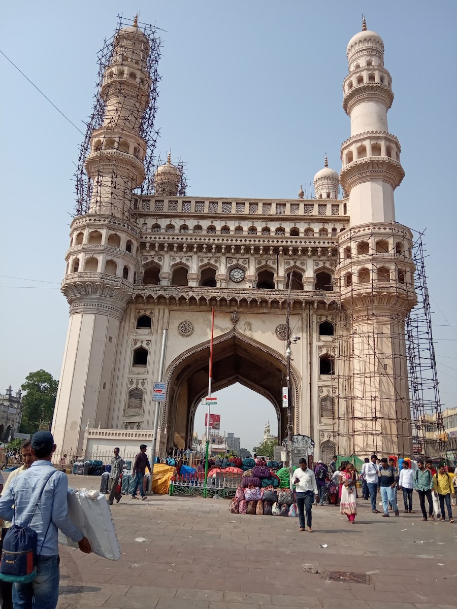 Makkah Function Plaza — Banquet Hall in Nawab Saheb Kunta, Hyderabad (on-site parking, in-house decoration, bar service available, 650–1000 guest capacity) — photo 2