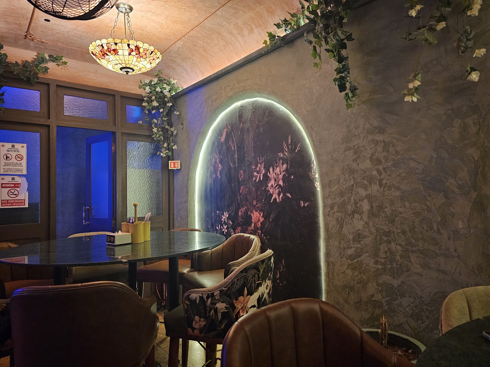 Ssura Cocktails and Cuisines — Banquet Hall in Koramangala, Bangalore (on-site parking, in-house decoration, DJ permitted, bar service available) — photo 3