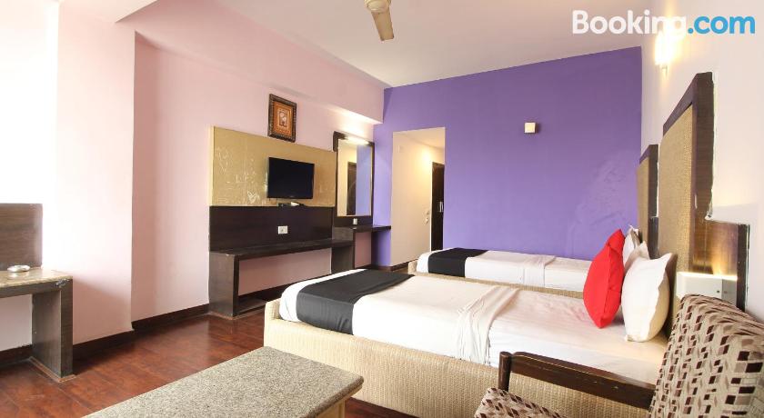 Hotel Jaya International — Banquet Hall in Abids, Hyderabad (on-site parking, in-house decoration, outside catering allowed, bar service available) — photo 2