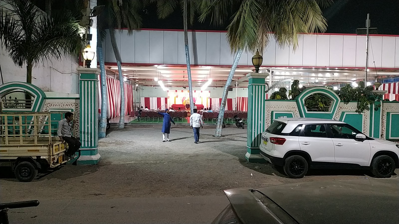 Baqueris Garden Function Hall — Banquet Hall in Langar Houz, Hyderabad (on-site parking, in-house decoration, bar service available, 450–700 guest capacity) — photo 3