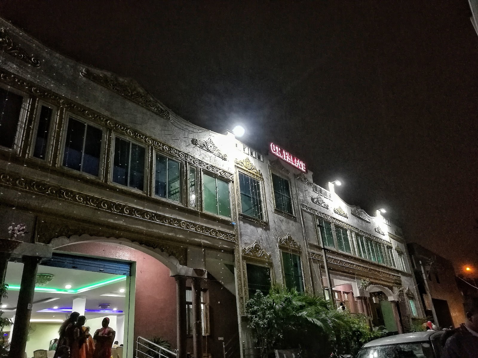 G R Palace Function Hall — Banquet Hall in Bala Nagar, Hyderabad (on-site parking, in-house decoration, bar service available, 400–600 guest capacity) — photo 3