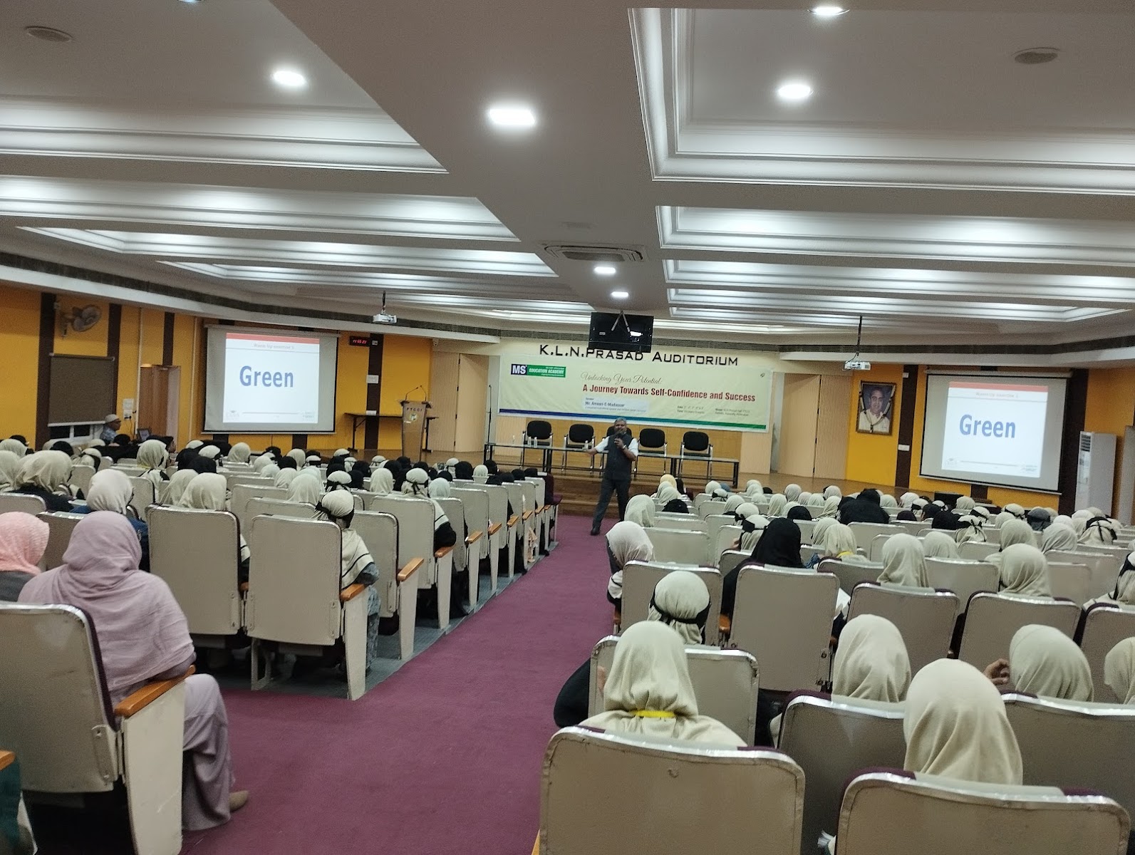 Kln Prasad Auditorium — Banquet Hall in Lakdikapul, Hyderabad (on-site parking, in-house decoration, bar service available, 3.9★ rated) — photo 2
