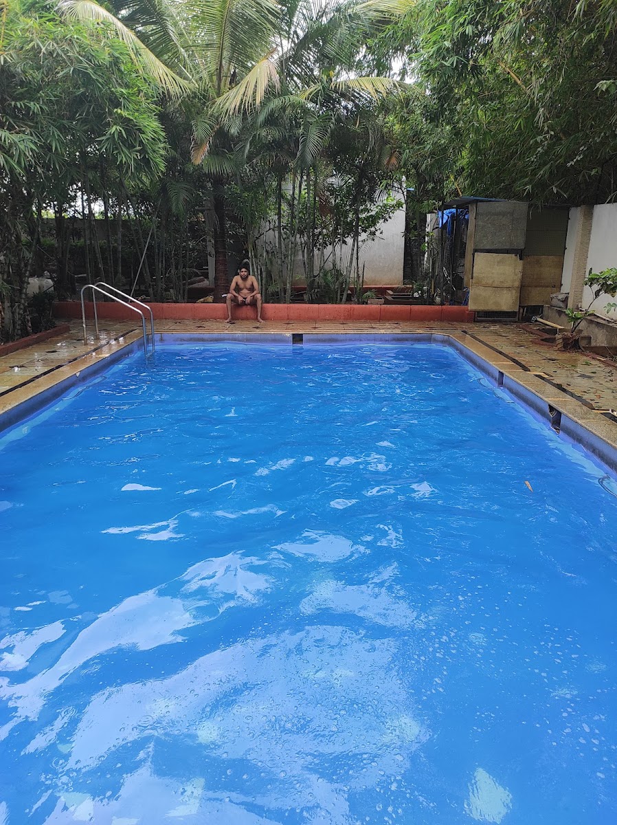 Blooming Patch Farm House — Farm House in Chilkur, Hyderabad (on-site parking, in-house decoration, bar service available, 4.2★ rated) — photo 3