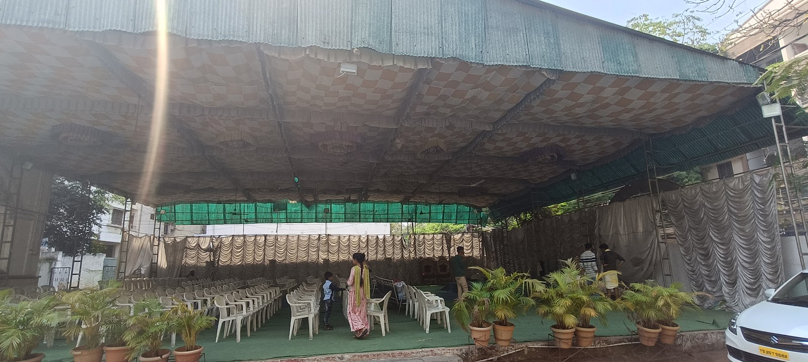 Aziz Mansion Function Plaza — Banquet Hall in Lakdikapul, Hyderabad (on-site parking, in-house decoration, DJ permitted, bar service available) — photo 2