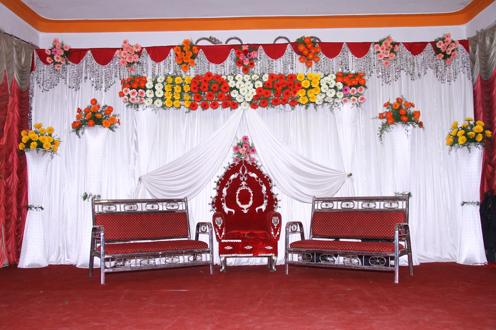 Ahmed Gulshan Function Palace — Banquet Hall in Asif Nagar, Hyderabad (on-site parking, in-house decoration, bar service available, 200–300 guest capacity) — photo 4