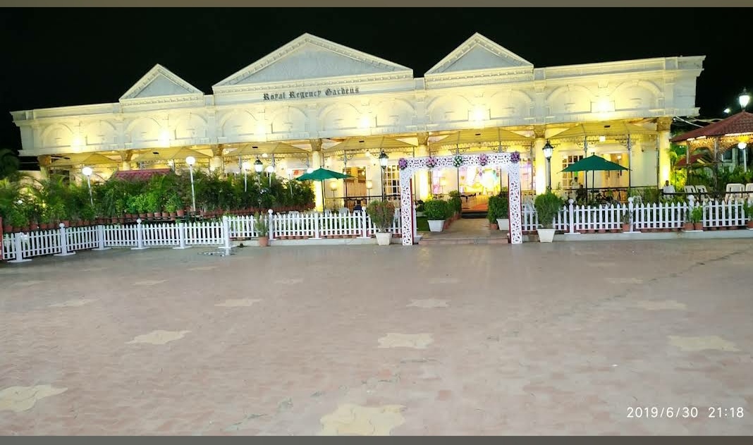 Royal Regency Gardens — Banquet Hall in Asif Nagar, Hyderabad (on-site parking, in-house decoration, DJ permitted, bar service available) — photo 3